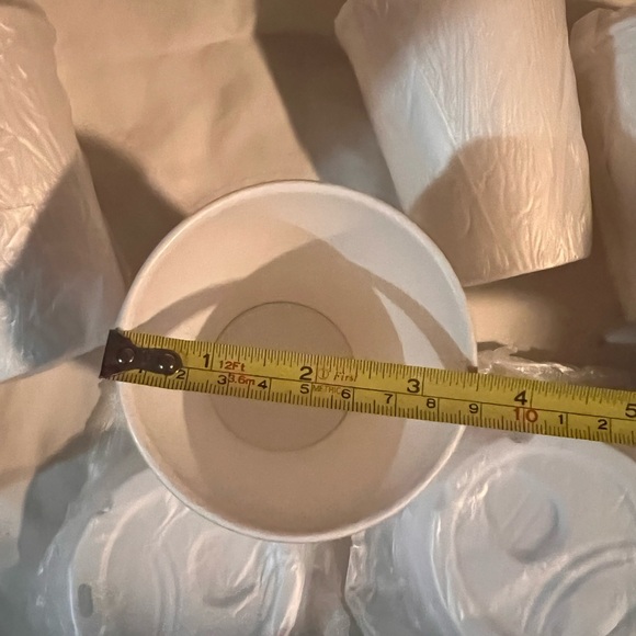 DISNEY STYROFOAM CUPS- 5 CUPS AND 6 LIDS- NEW 2023 DISNEY WORLD… - Picture 7 of 9